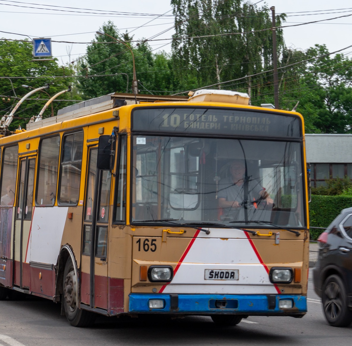 Через аварійні роботи на розв’язці біля Текстильника 28 серпня з 18:30 год тролейбуси №№7 , 8, 9,  10, 11 в сторону центру не курсуватимуть