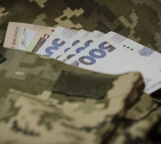 Грошову допомогу на спорядження отримають 102 військових з Тернополя