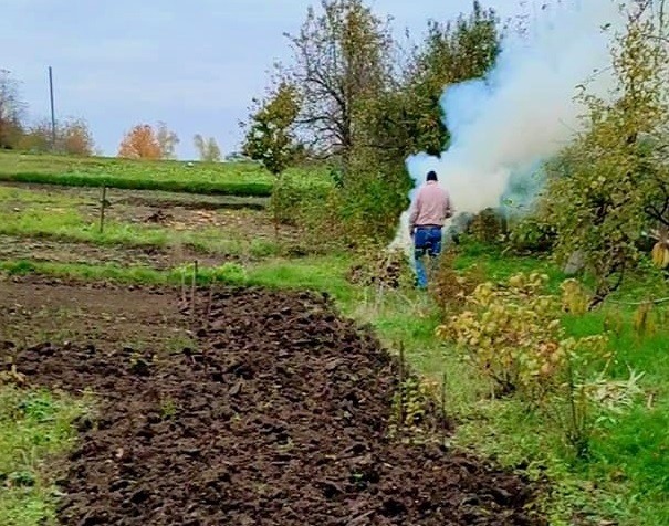 Мешканець «Пронятина», що здійснив самовільне спалювання опалого листя і сухої рослинності, сплатив 3060 грн штрафу