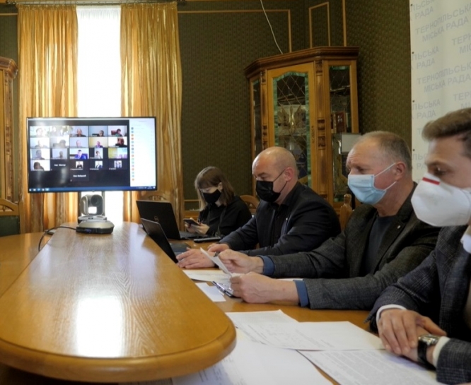 У Тернополі на онлайн-засіданні оперативного штабу прийнято ряд пом'якшувальних карантинних заходів