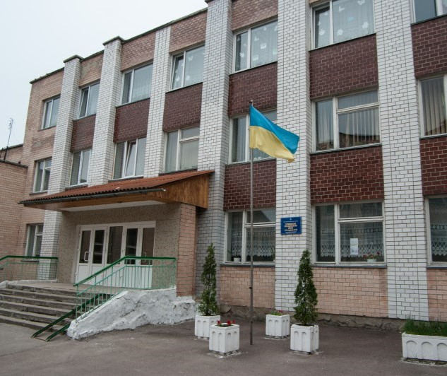 3 грудня відновлюється очне навчання для учнів початкових класів Тернопільської школи №23