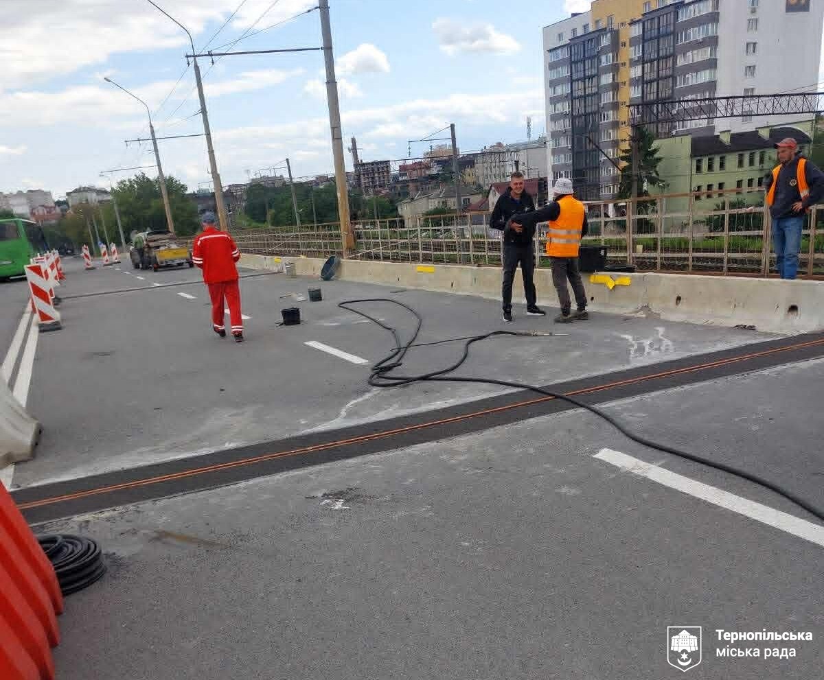 На вул. Бродівській розпочинається другий етап ремонту шляхопроводу: зміниться схема руху транспорту