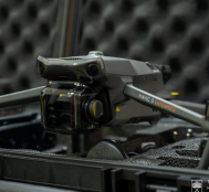 Міський голова Сергій Надал передав п’ять квадрокоптерів DJI Mavic 3T  для морських піхотинців