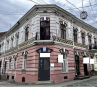 З вулиць Тернополя демонтують ще 30 самовільно встановлених вивісок