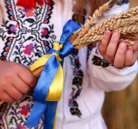 Сьогодні, 16 травня, проїзд у громадському транспорті Тернополя для пасажирів у вишиванках безкоштовний