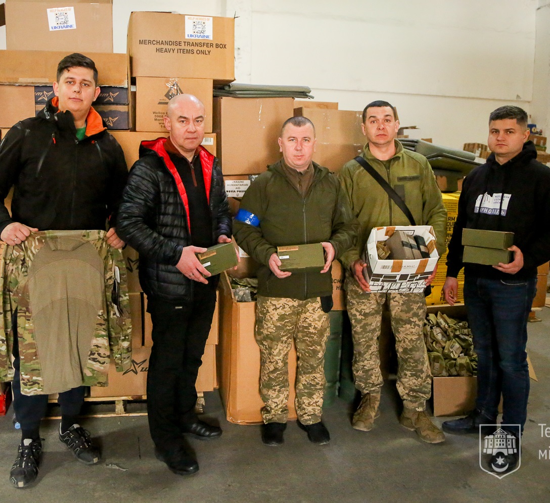 Тернопільські захисники отримали військове спорядження від української діаспори з Чикаго (США)