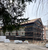 У тернопільській школі №9 утеплюють стіни та встановлюють нову покрівлю