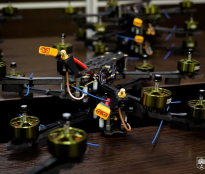 З Тернополя для потреб захисників передали 35 квадрокоптерів FPV