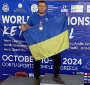 Тернополянин Денис В’юк здобув «срібло» на Чемпіонаті світу з гирьового спорту