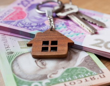 Ще 18 власників зруйнованих квартир отримають по 15 000 грн для оренди житла від міської ради