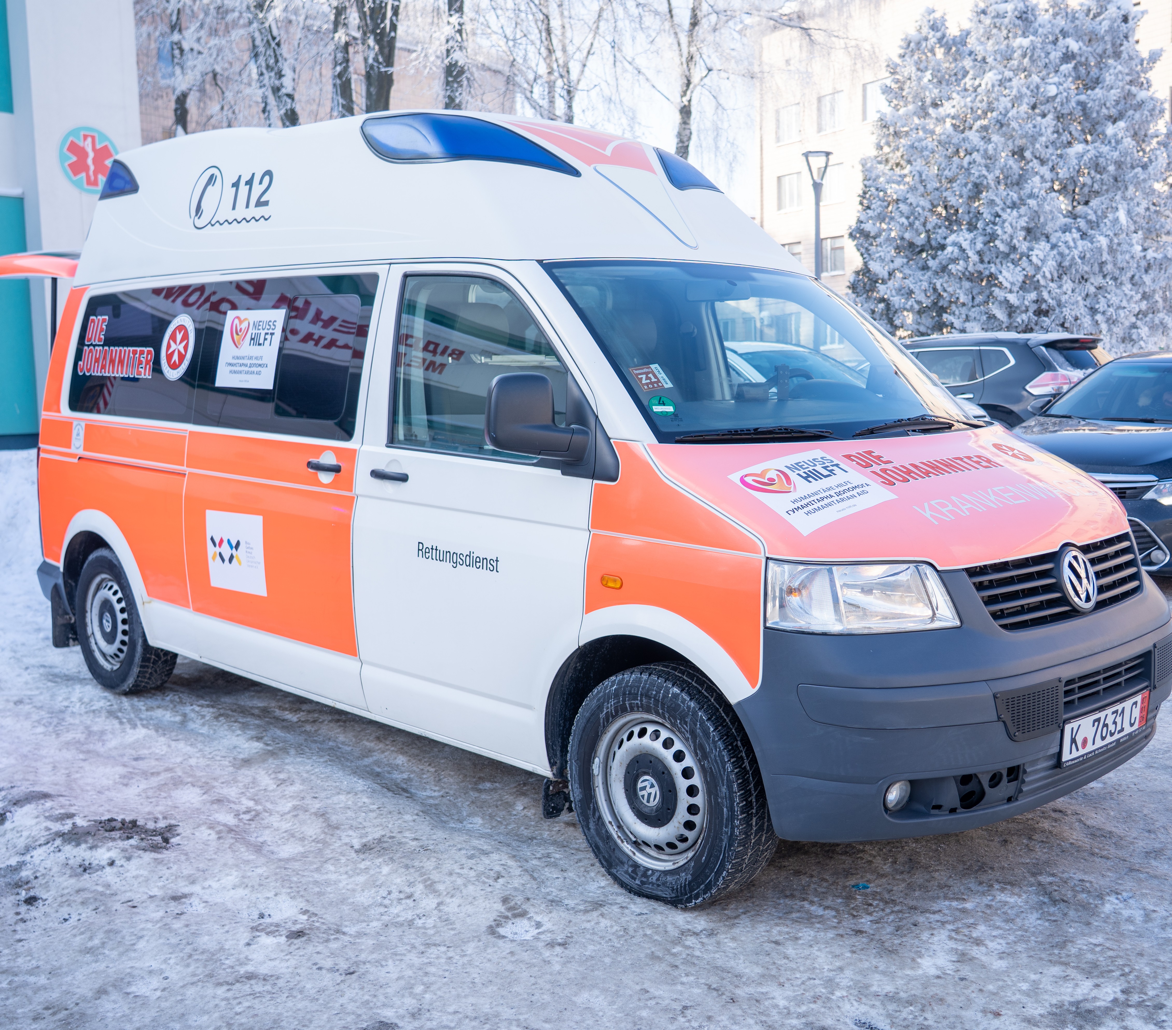 Лікарня Тернополя отримала автомобіль від німецької благодійної фундації «Синьо-Жовтий Хрест»