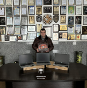 Тернопіль передав для військовослужбовців ще п’ять ноутбуків