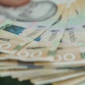 Ще 39 тернополян, чиї квартири частково постраждали від ракетної атаки, отримають по 10 000 грн допомоги