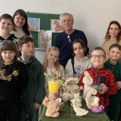 У Тернополі діти військових вчилися ліпити іграшки з глини