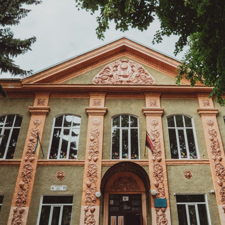 Під час сесії депутати підтримали реорганізацію НВК «Школа – правовий ліцей №2» у Тернополі
