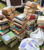 Тернополяни передали понад 1,5 тони російської літератури на утилізацію