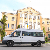 З Тернопільської громади передали мікроавтобус для потреб військових