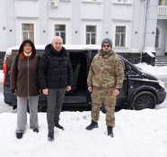 Міський голова Тернополя Сергій Надал передав мікроавтобус для потреб 67-ї ОМБр