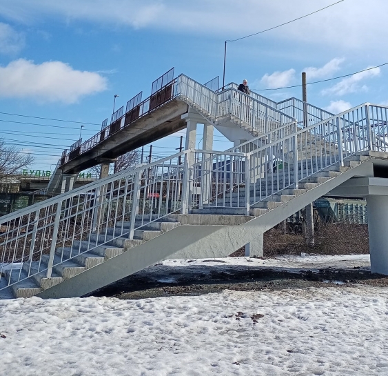 Пішохідний міст через залізничну колію між вулицями Транспортною і Бродівською відкрито для проходу тернополян