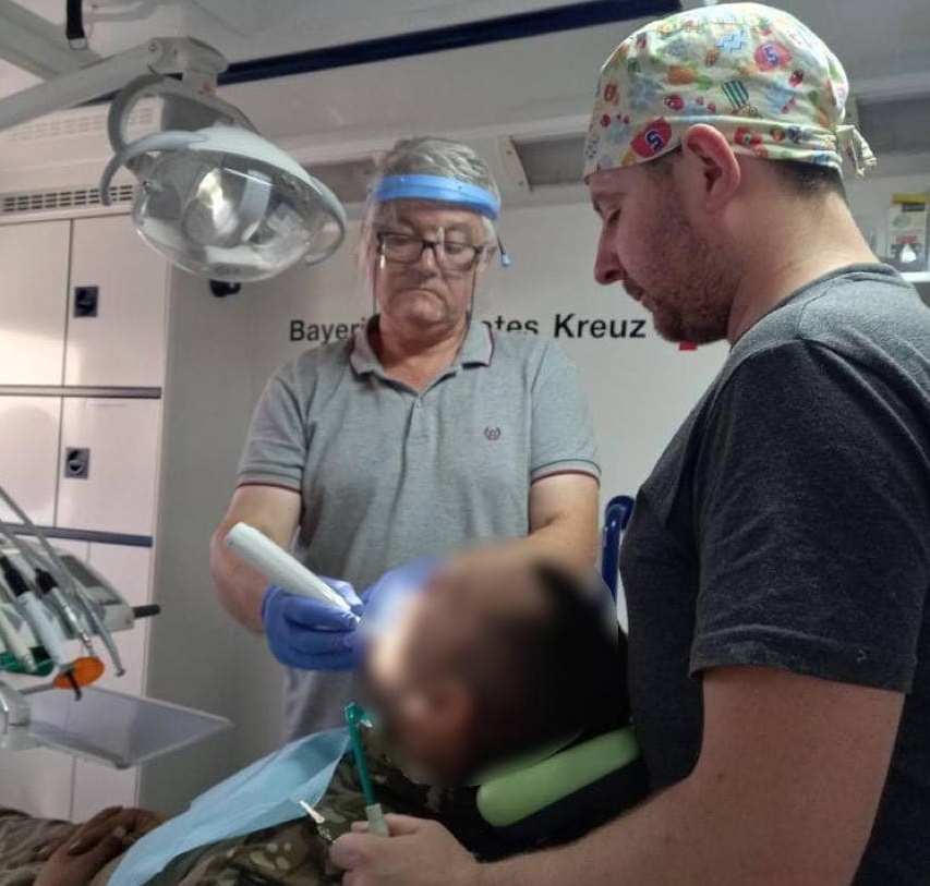 Понад 1700 захисників отримали стоматологічну допомогу за час роботи мобільної стоматології Тернополя