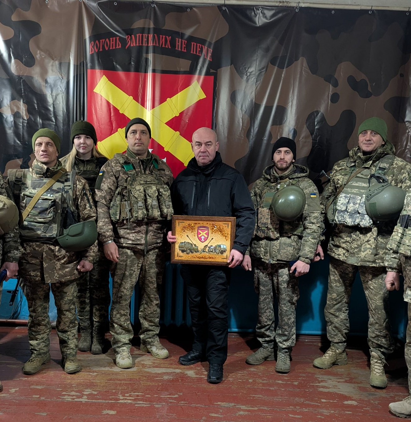 Сергій Надал нагородив захисників 44-ї артилерійської бригади на передовій