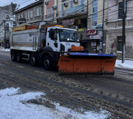 У Тернополі посилено розчищають дороги та тротуари після негоди