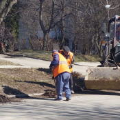 Вулиці Тернополя від піску і бруду сьогодні прибирає п’ять одиниць техніки