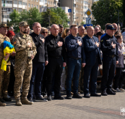 У День Героїв міський голова Тернополя Сергій Надал вручив відзнаки українським захисникам