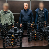 Міський голова Сергій Надал передав 52 квадрокоптери на понад 1,1 млн грн для військовослужбовців