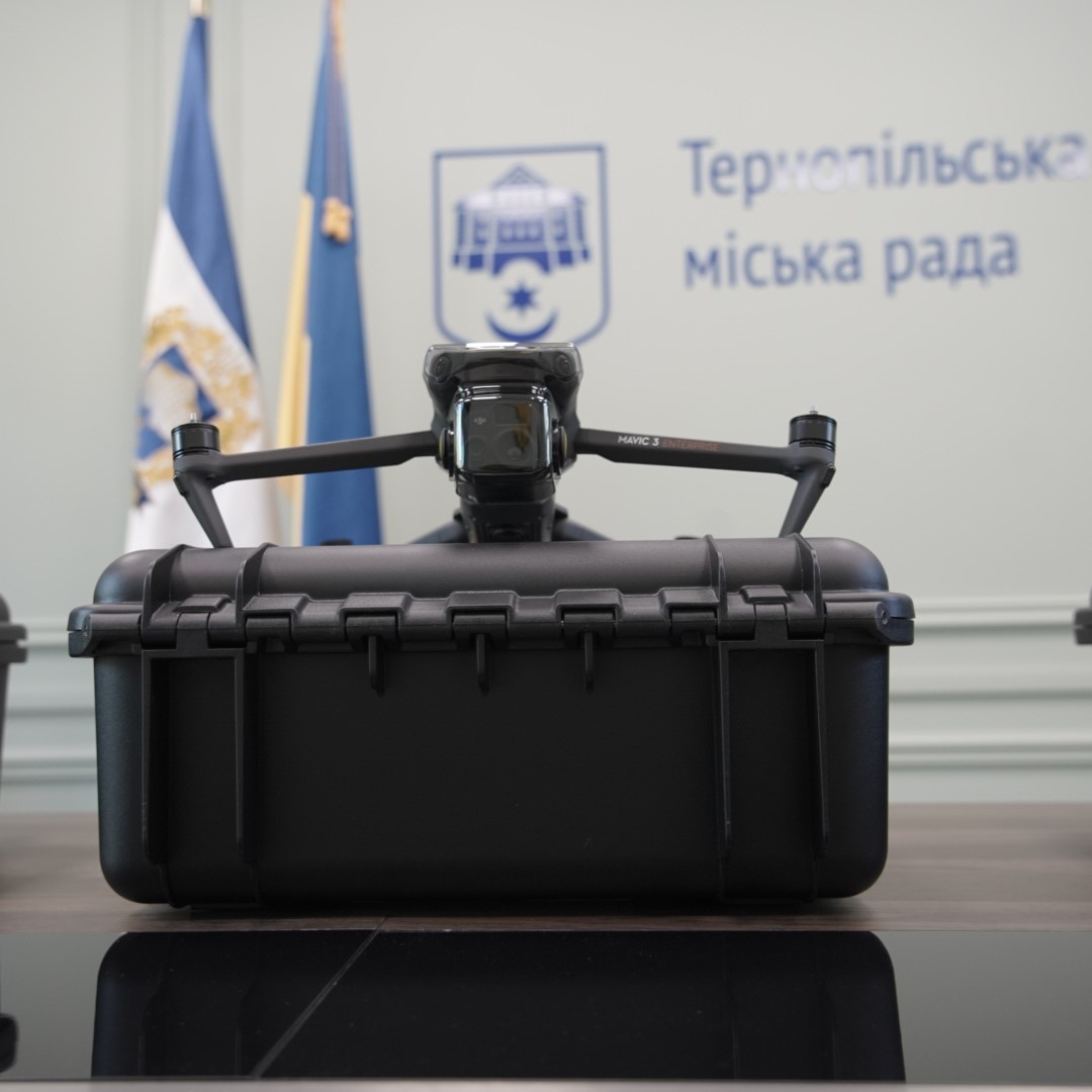 Тернопільська міська рада передала квадрокоптери для 55-го стрілецького батальйону