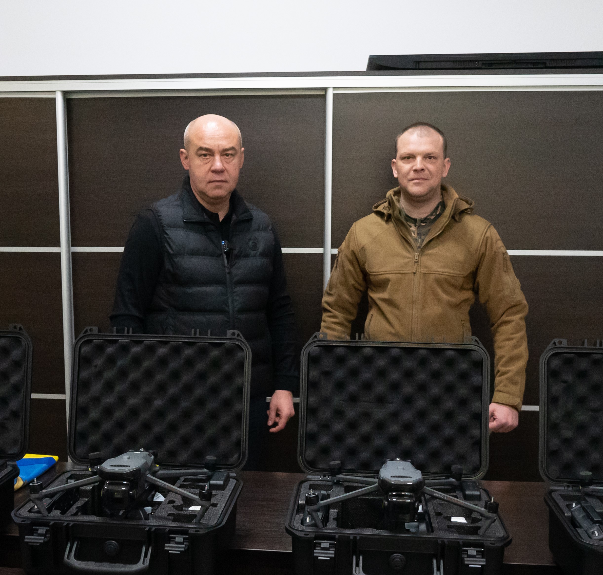 Сергій Надал передав захисникам чотири квадрокоптери DJI Mavic 3 Thermal вартістю понад 880 тис. грн