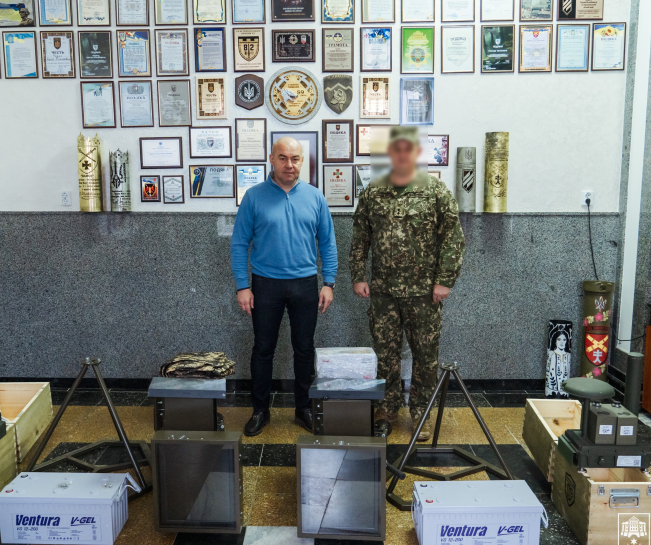 Міський голова Сергій Надал передав два відстежувальних комплекси та РЕБи для потреб нацгвардійців