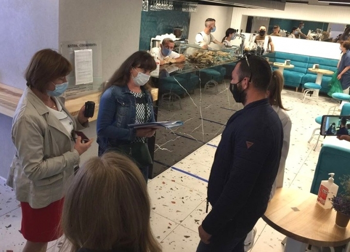 Вісім фактів порушення карантинних вимог зафіксували правоохоронці впродовж тижня