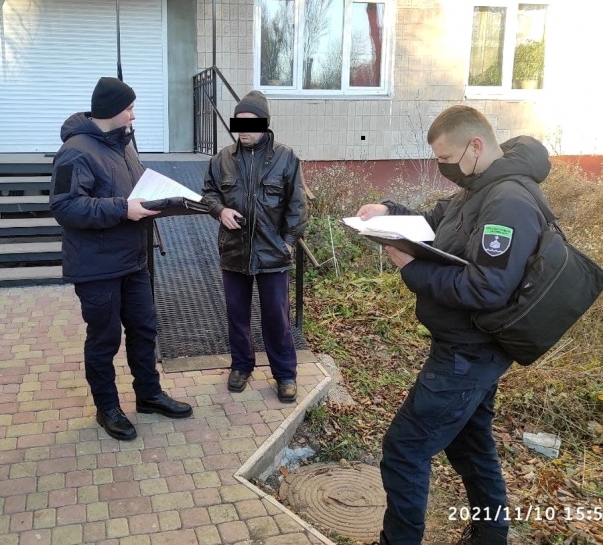 На тернополянина, котрий вчинив зрізання дерев на вул. Р. Купчинського без дозвільних документів, оформлено два адмінпротоколи