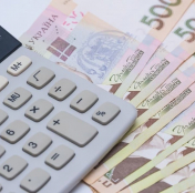 Підприємці, що постраждали внаслідок ракетних ударів, будуть звільнені від сплати податку на нерухомість та земельного податку