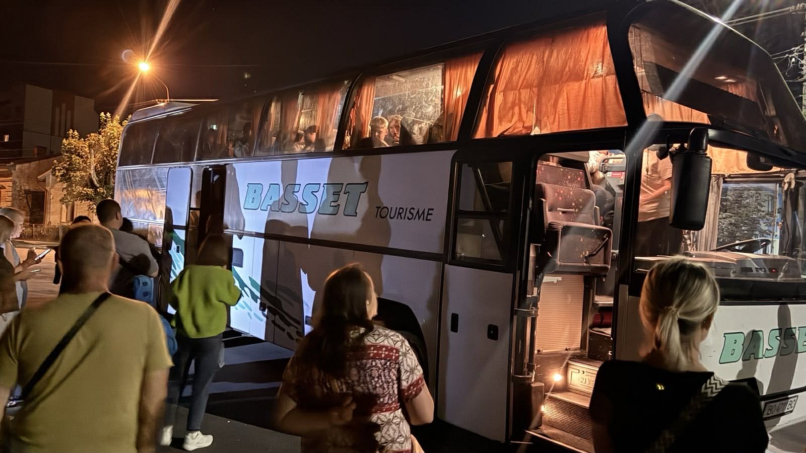 Діти військовослужбовців і загиблих захисників з Тернополя вирушили на відпочинок до Швеції