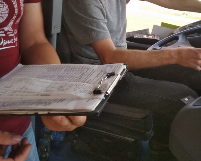 Муніципальні інспектори виявили майже 200 порушень правил перевезень у громадському транспорті