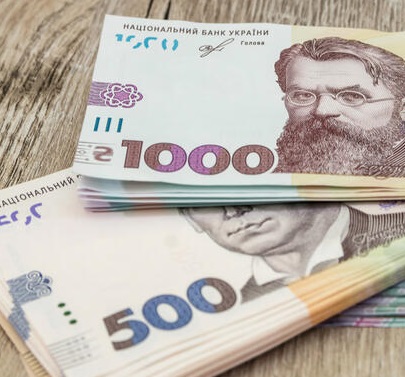За високі досягнення у навчанні тернопільських випускників закладів освіти нагородять преміями