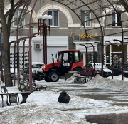 19 одиниць спецтехніки розчищали дороги і тротуари Тернопільської громади у ніч на 25 лютого