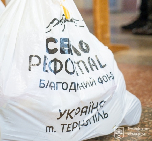 1000 продуктових наборів отримають потребуючі тернополяни від БФ «Світло реформації»