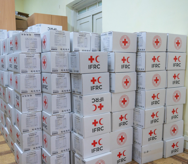 У Тернополі одинокі мешканці отримають гігієнічні та продуктові набори