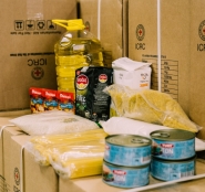 500 продуктових наборів потребуючі тернополяни отримають від Червоного Хреста
