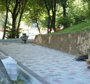 У Тернопільській громаді продовжуються ремонти доріг, тротуарів та прибудинкових територій