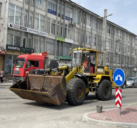 Цього тижня у Тернополі заплановано провести поточний ремонт дороги на 13 вулицях