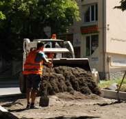 У Тернополі триває поточний ремонт доріг і тротуарів