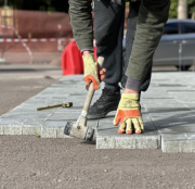 У Тернополі тривають ремонтні роботи на вулицях та у дворах