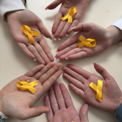 У тернопільській школі №19 зібрали понад 10 тисяч гривень для онкохворих дітей