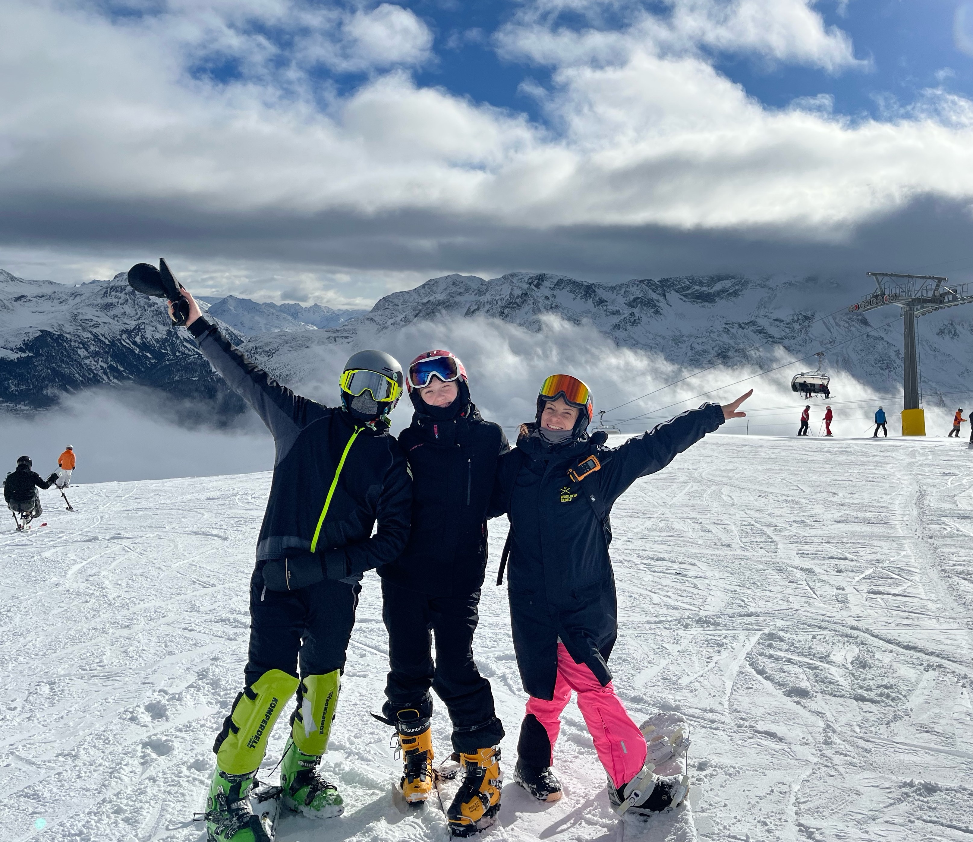 Тернопільські сноубордисти взяли участь у Alpine snowboard camp у Швейцарії