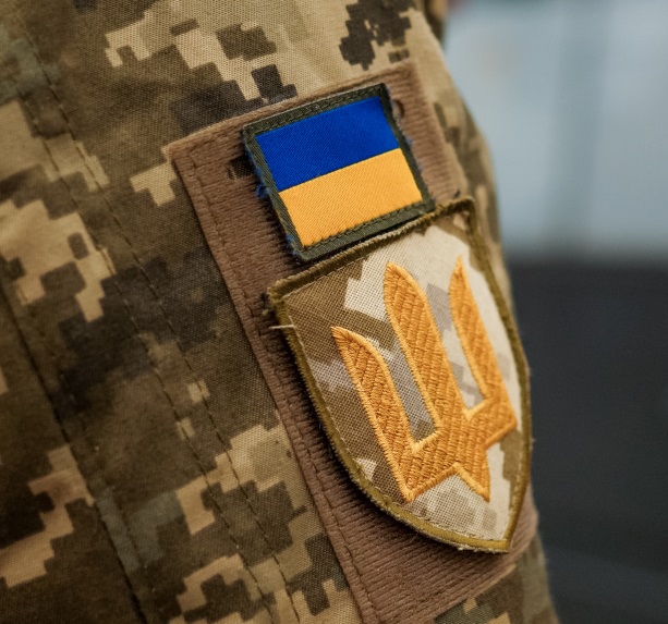 Ще 53 захисники отримають з бюджету Тернопільської громади по 10 000 гривень на спорядження