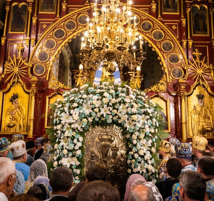 У  церкві Різдва Христового відбулося урочисте богослужіння, яке очолив Блаженнійший Митрополит Київський і всієї України Епіфаній